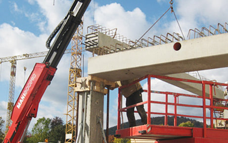 Arbeit am Rohbau Arbeit am Rohbau